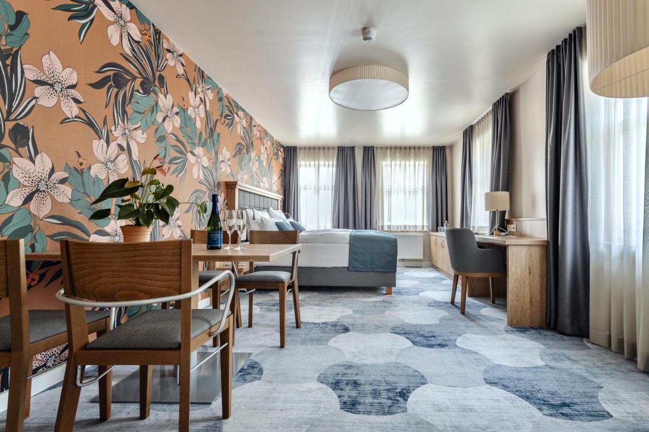 Hotel & Restaurant Roedersaal Grossrohrsdorf 외부 사진